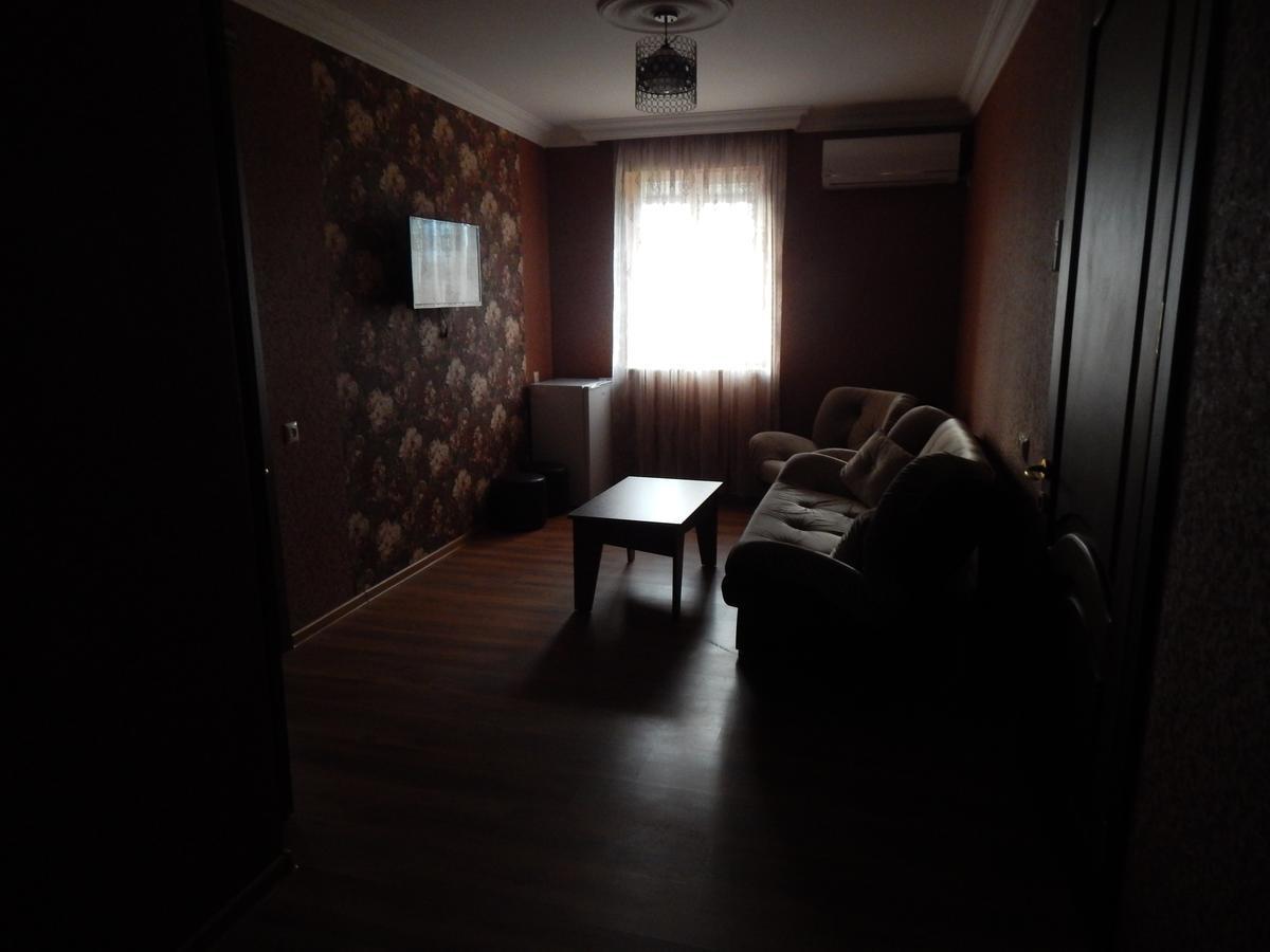 Nani'S Sweet Home Batumi Exterior foto
